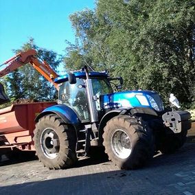 tractor blauw